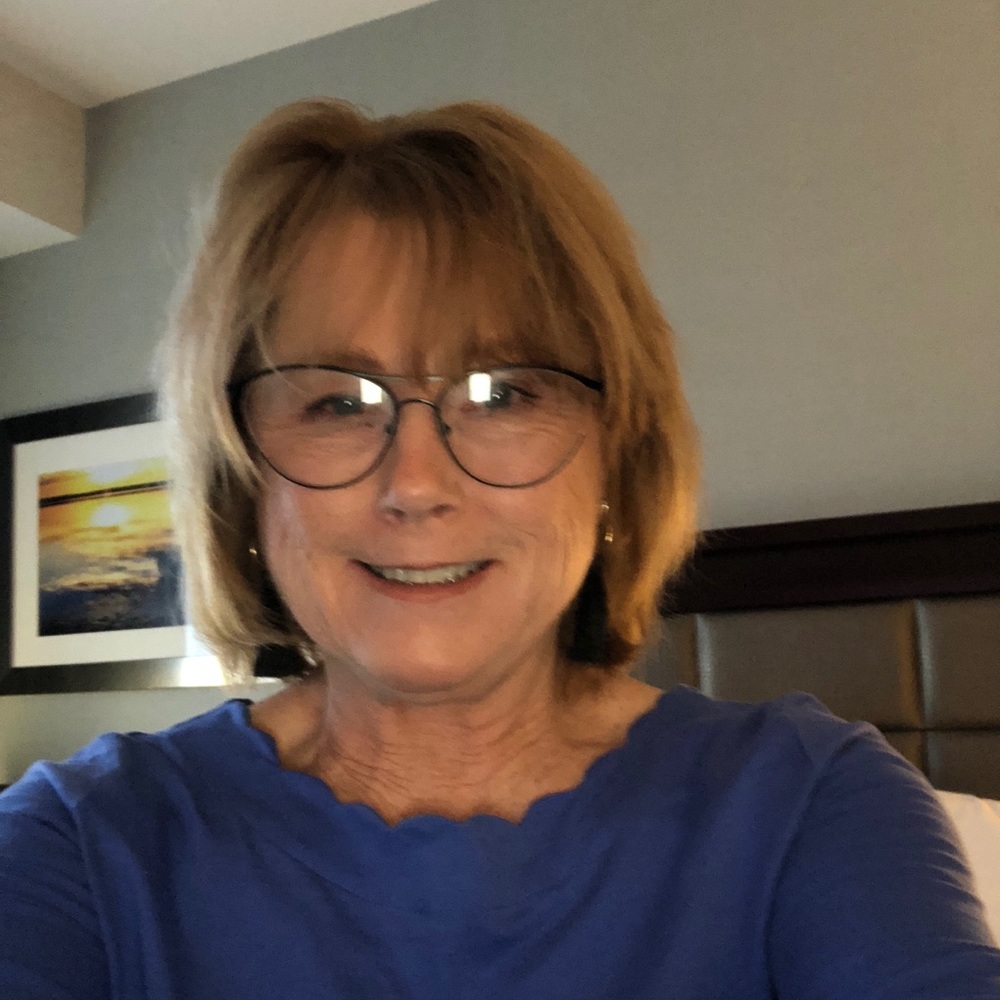 Meet your Posher, Lorraine